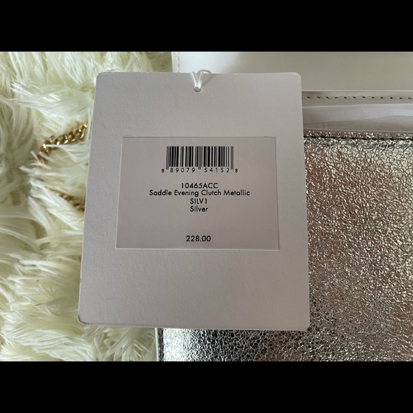 Glamorous Silver Clutch with Gold Chain